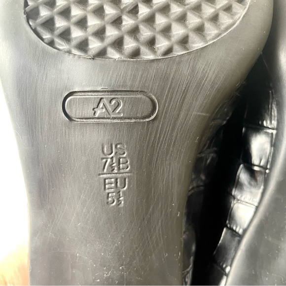 A2 by Aerosoles “Cintennial” Faux Croc print 3”Heeled Slides Black Size 7.5M - Picture 10 of 11